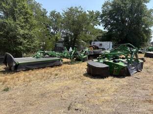 2023 John Deere 990