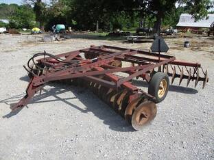 International 370