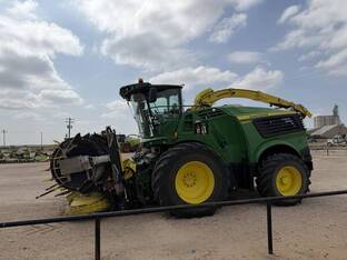 2022 John Deere 9900