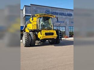 2026 New Holland CR8.90