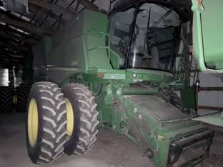 2017 John Deere S670
