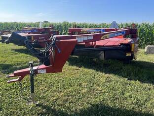 2015 New Holland H7230
