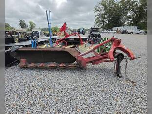 2013 New Holland H6740