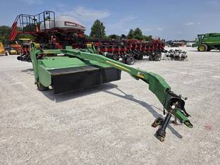 2009 John Deere 630