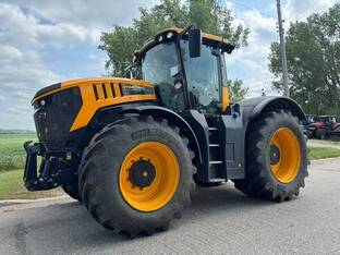 2021 JCB Fastrac 8330