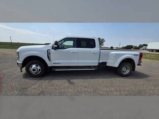 2026 Ford F-350 LARIAT