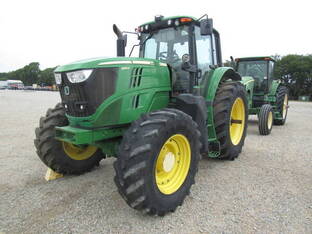 2017 John Deere 6195M