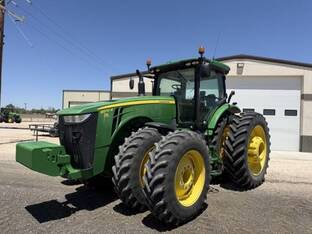 2017 John Deere 8370R