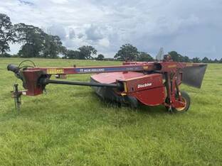 2021 New Holland 210