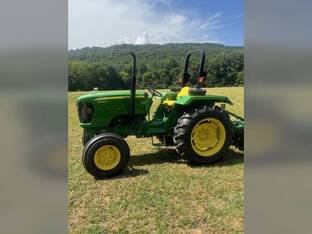 2009 John Deere 5045D