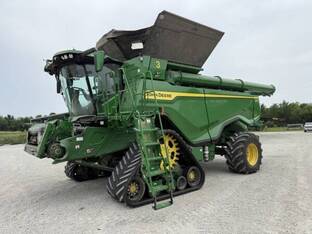 2022 John Deere X9 1100
