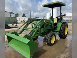 2021 John Deere 4052M