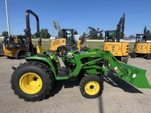 2026 John Deere 3032E