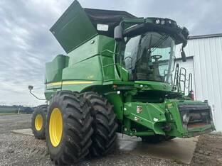 2022 John Deere S780