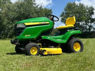 2016 John Deere X370