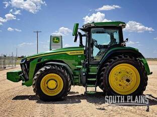 2022 John Deere 8R 340