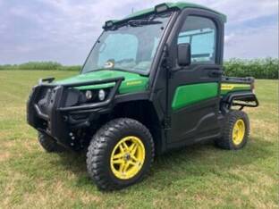 2022 John Deere GATOR XUV 835R