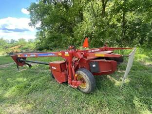 2021 New Holland 210
