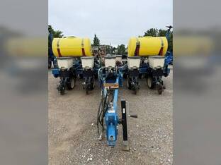 2010 Kinze 3000