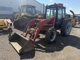 Case IH 585