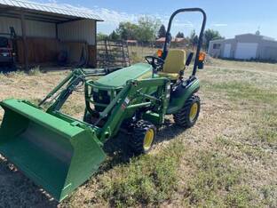 2014 John Deere 1025R