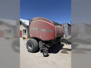 2017 Case IH RB565