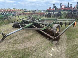 John Deere 12