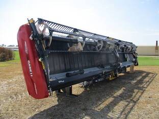 2025 MacDon Industries FD235