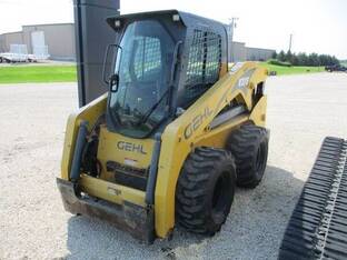 2012 Gehl V270