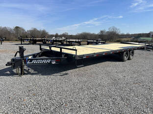 2026 Lamar F8022427