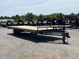 2026 Lamar F8022427