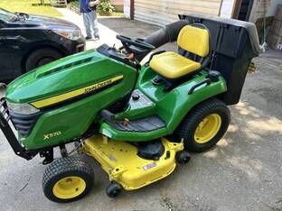 2019 John Deere X570