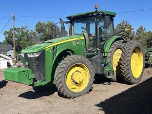 2018 John Deere 8320R