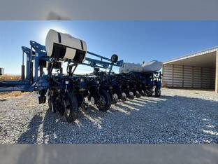2014 Kinze 4900
