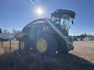 2023 John Deere 9700