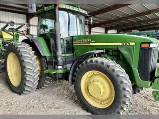 2000 John Deere 8110