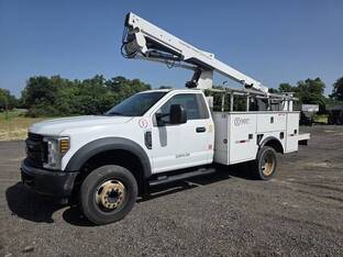 2019 Versalift SST36NE