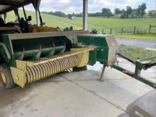 John Deere 328