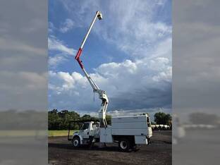 2015 Freightliner BUSINESS CLASS M2 106