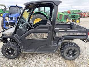 2024 John Deere GATOR XUV 835M