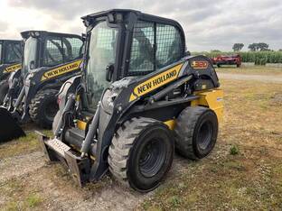 2023 New Holland L320