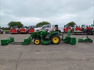 2023 John Deere 2038R