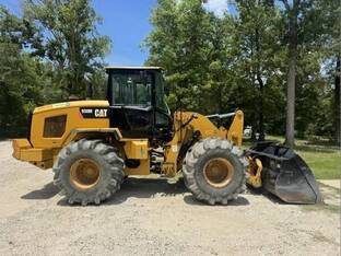 2019 Caterpillar 938M