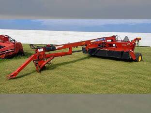 New Holland H7450