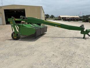 2019 John Deere 835