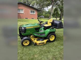 2020 John Deere X738