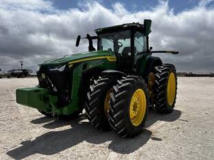 2025 John Deere 8R 410
