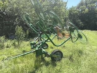 John Deere 702