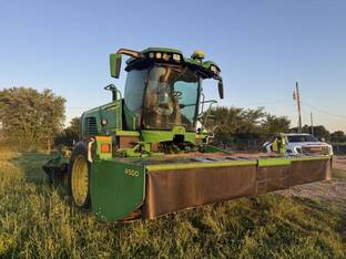 2025 John Deere W260R