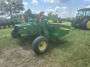 2003 John Deere 946
